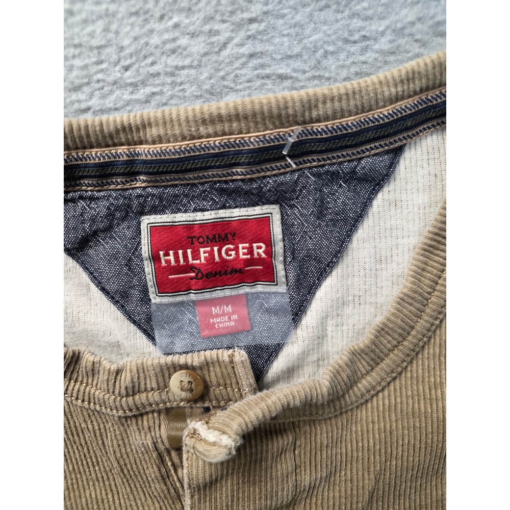 Tommy Hilfiger Denim Mens Henley Shirt Tan Khaki Ribbed Waffle Knit Medium M - Picture 3 of 5
